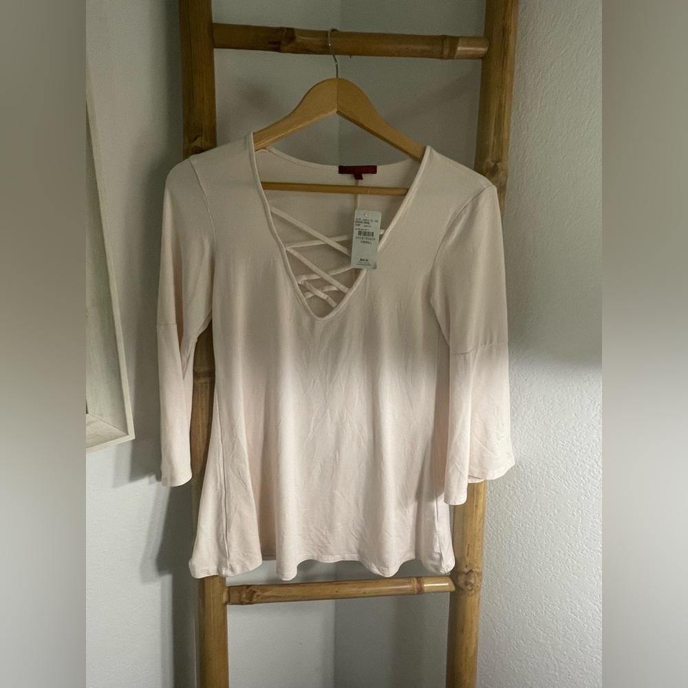 BKE TOP w Crisscross